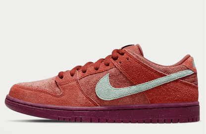 Nike Dunk Low SB 'Mystic Red and Rosewood'