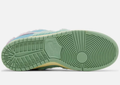 Verdy x Nike Dunk SB Low 'Visty'