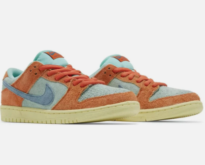 Nike Dunk Low SB 'Orange Emerald Rise'