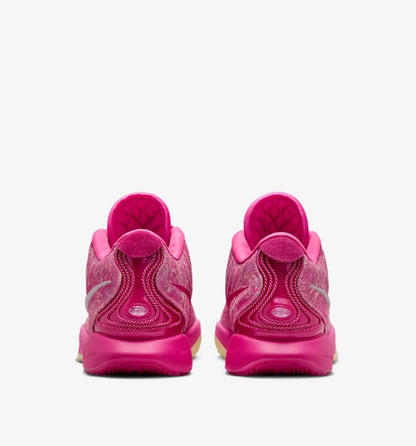 Lebron 21 World Is Your Oyster